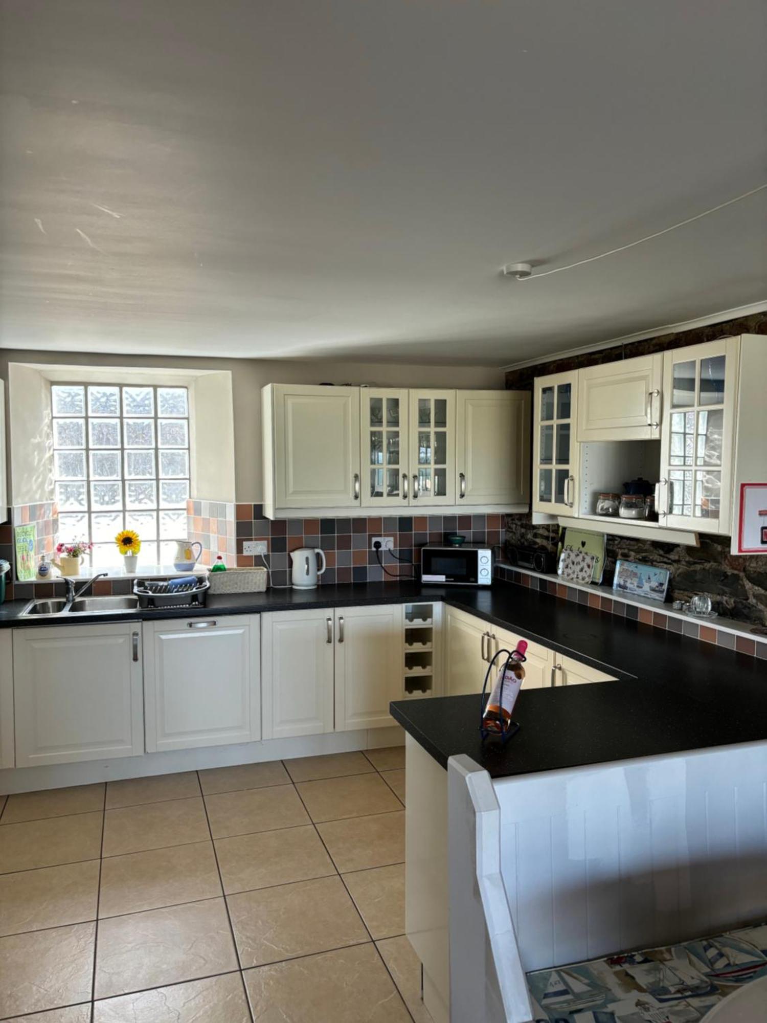 Splash Cottage Beach House With Sea Lapping Garden Bangor  Eksteriør bilde