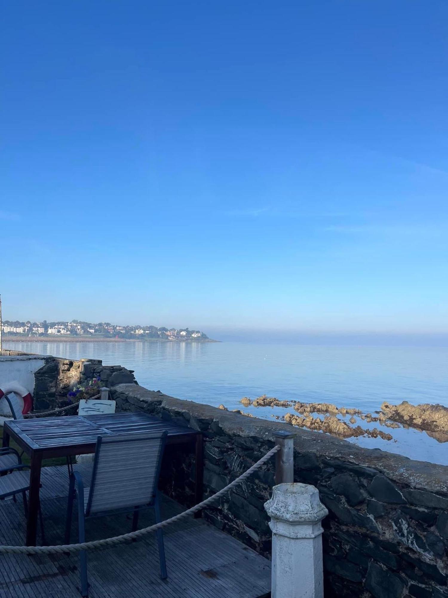 Splash Cottage Beach House With Sea Lapping Garden Bangor  Eksteriør bilde